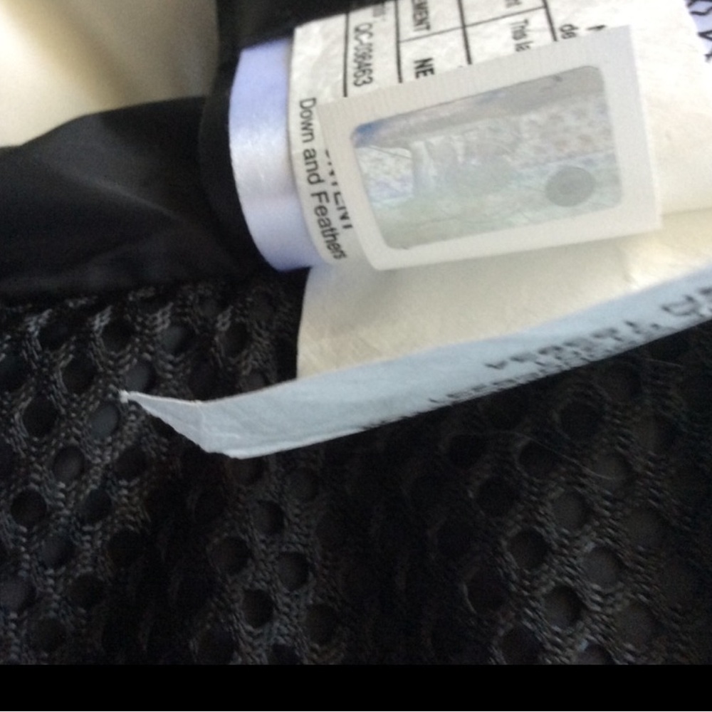 Canada Goose NEW Vest - Picture 7 of 8